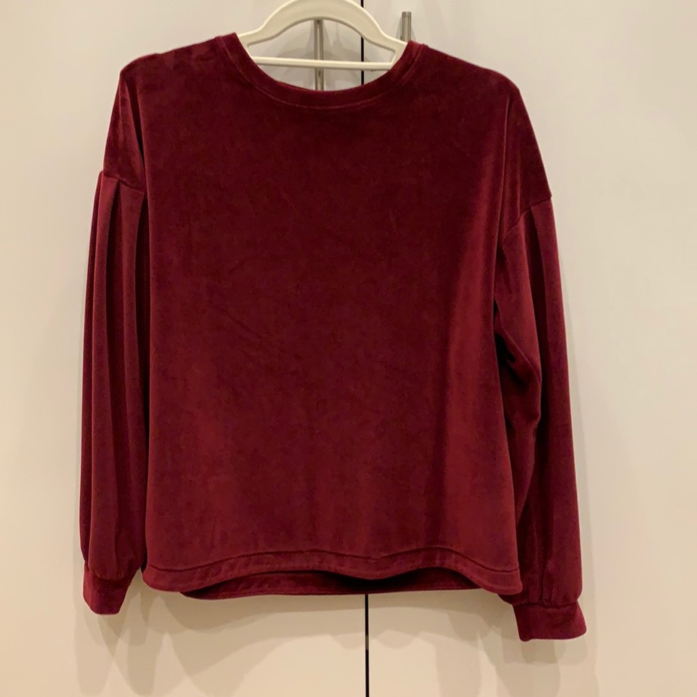 Deep red, velvet top